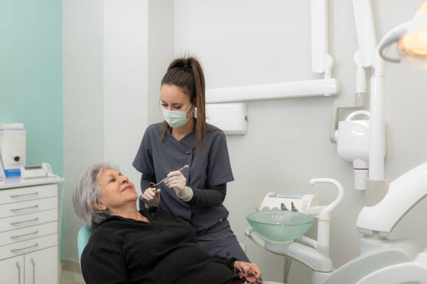 Best Cracked Tooth Emergency Dentist  in Fond Du Lac, WI